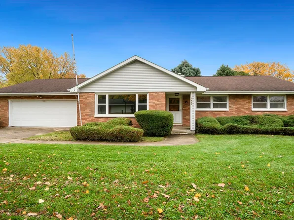 1405 Crest Ln, Rochelle, IL 61068
