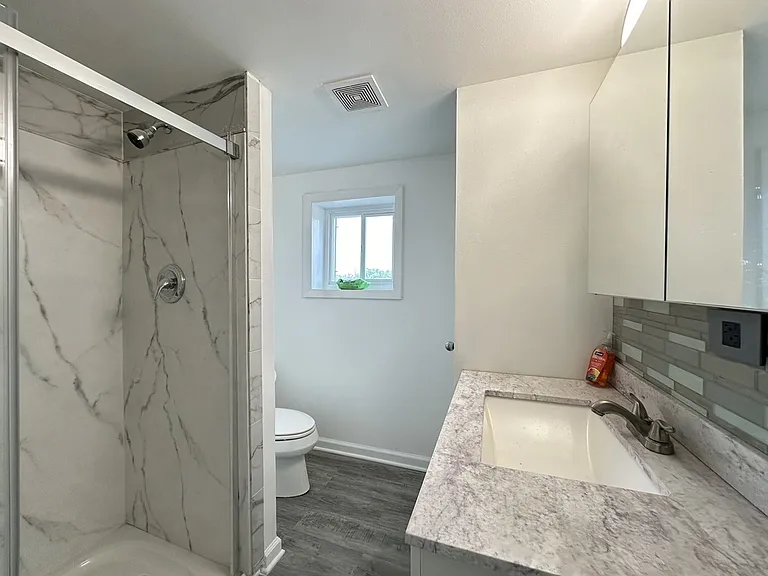 5947 W Montrose Ave #2R — Photo 16