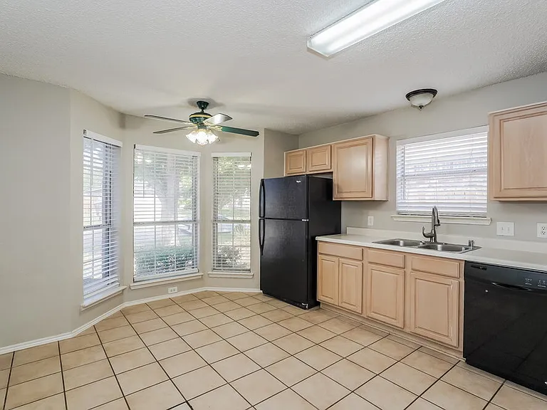 8112 Broken Arrow Rd — Photo 7