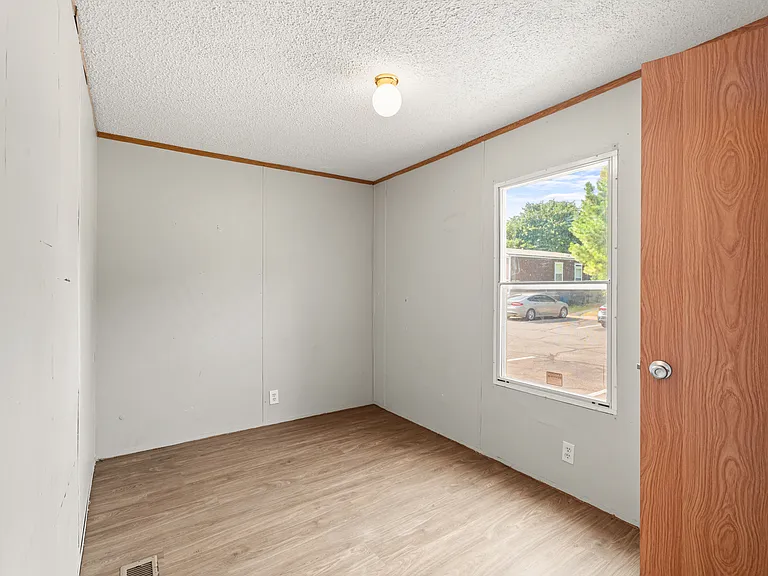 602 S Vista Ln #30 — Photo 24