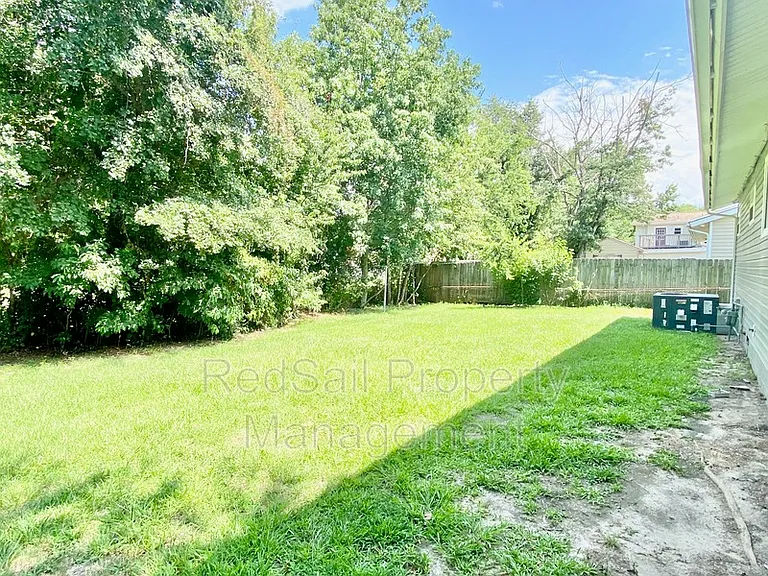 37 Pennwood Dr — Photo 17