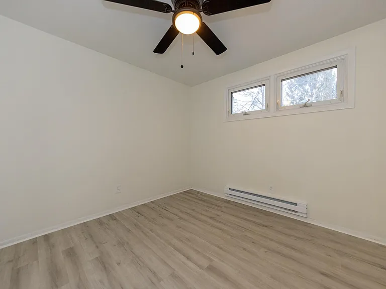 8752 S Spring Valley Park Dr — Photo 17