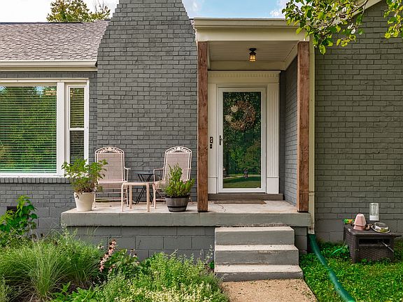 4th image of 319 Bowwood Dr