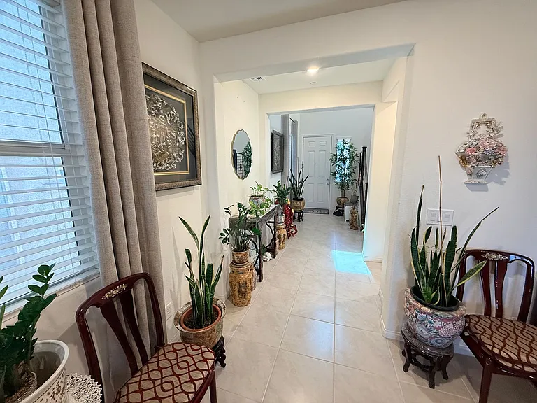10854 Gentle Crest Ave — Photo 6