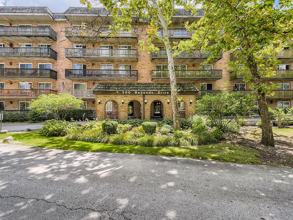 1st image of 500 Redondo Dr APT 207