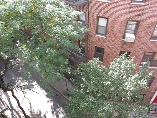 Rented by City Connections Realty | media 6