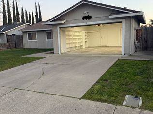 942 Bredenberg Ln, Turlock, CA 95380