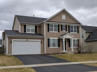 220 Woodford Rd, Oswego, IL 60543