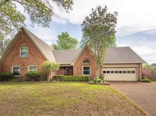 810 Cedar Brake Dr, Cordova, TN 38018