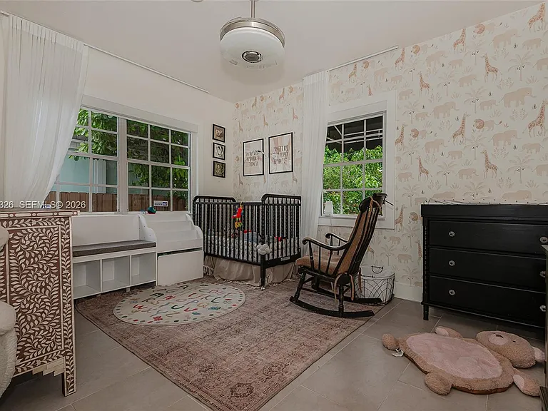 9048 Carlyle Ave — Photo 16