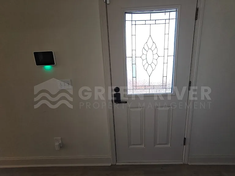 3107 Zeyno Dr — Photo 4