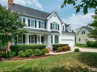 106 Lakeleaf Ct, Cary, NC 27518