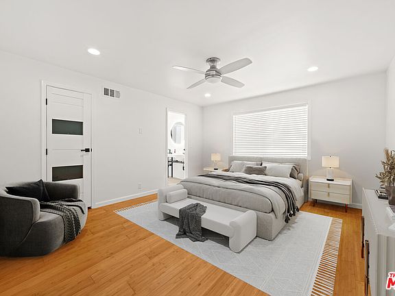 4th image of 29 Yawl St #A