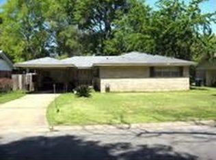 104 Watson Dr, Natchitoches, LA 71457
