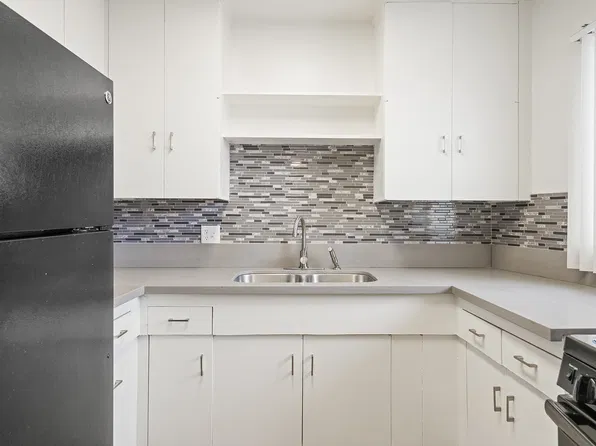 Westland @ Roxanne, 3939 Roxanne Ave APT 17, Los Angeles, CA 90008