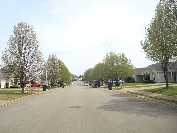 4th image of 5043 Boyd Dr