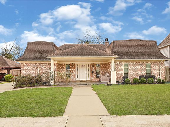 2nd image of 1031 Richelieu Ln