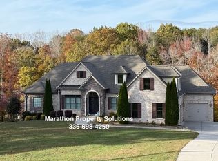 150 Windjammer Ln, Stokesdale, NC 27357