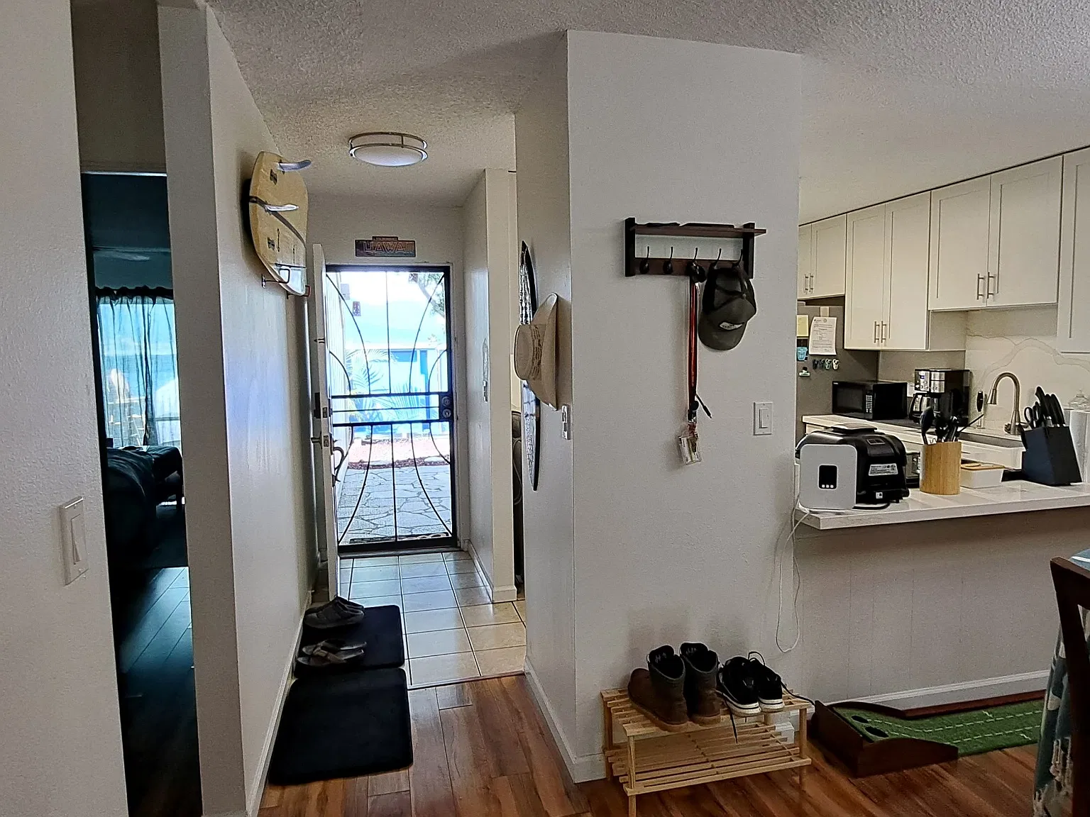 2 bed, 1.5 bath, 922 sqft, $4,000 — Photo 4