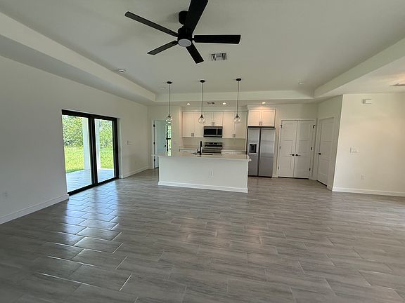 4th image of 3764 Cinderella Rd