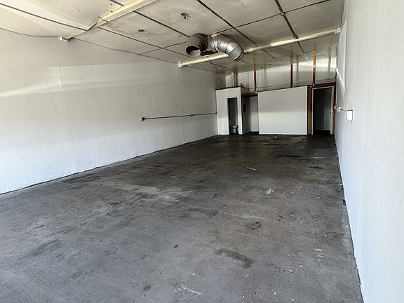 3rd image of 2302 Cabrera Ave #2320