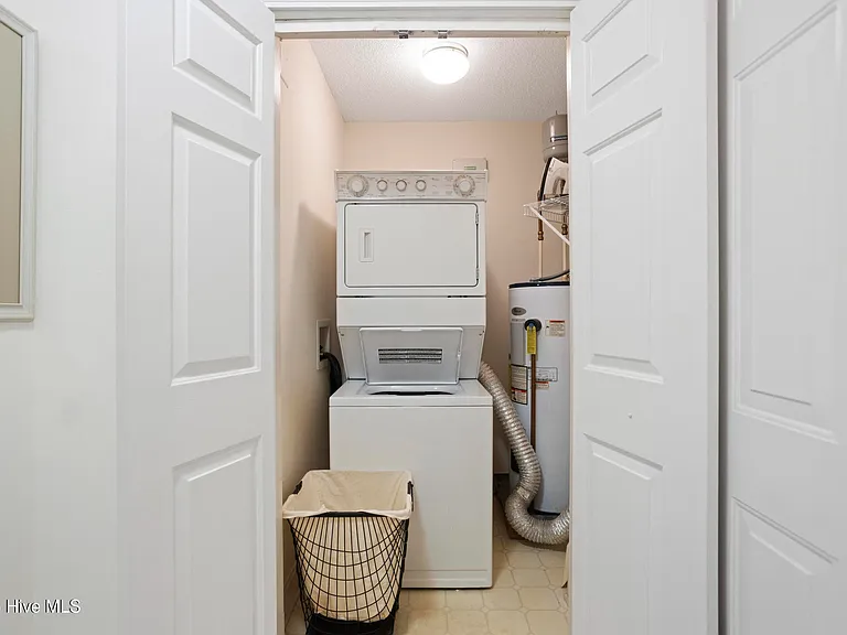 330 S Middleton Dr NW #1001 — Photo 15