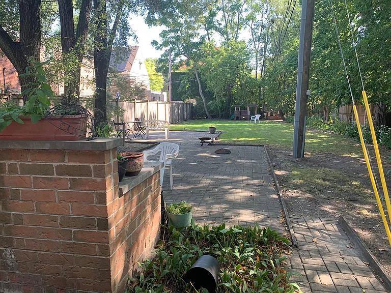 PRIVATE PATIO AREA