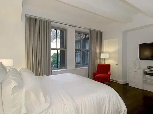 Rented by Sotheby's International Realty | media 20