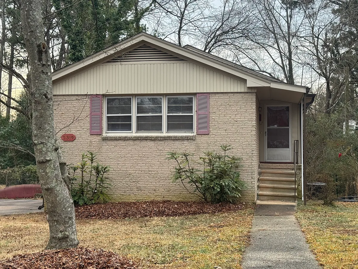 Building Photo - 2319 Albright Dr
