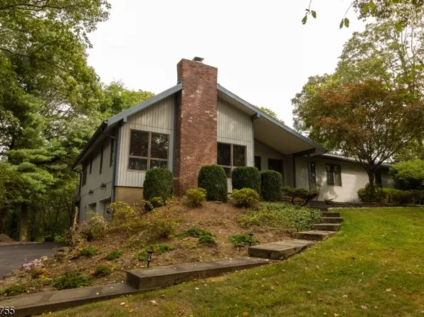 505 Lannon Ln, Bethlehem Twp., NJ 08826