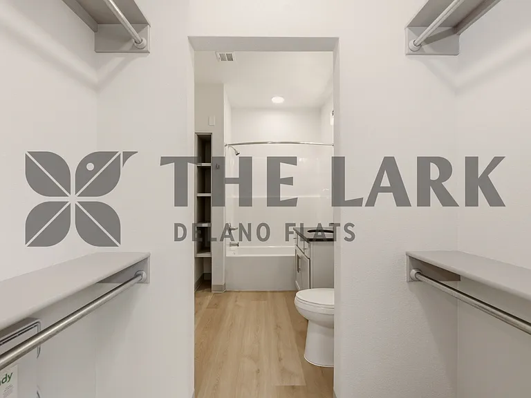 721 W Maple St #1000 — Photo 20