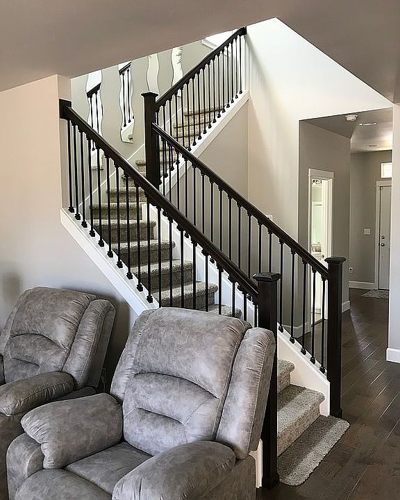 Elegant open staircase