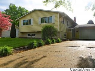 81 Interlacken Rd, Springfield, IL 62704