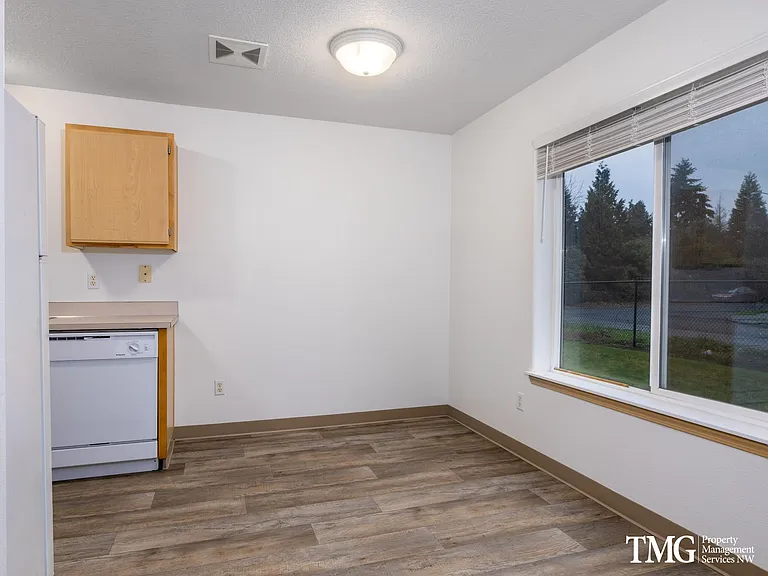 Heritage Park Apartments — Photo 31