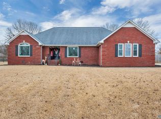 221 Darsey Ct, Meridianville, AL 35759