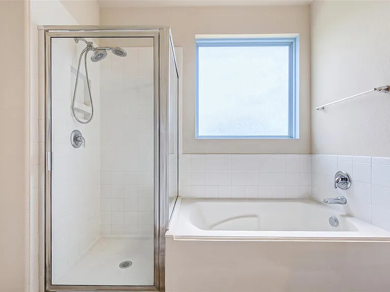 5206 Rosehill Ridge Ct — Photo 38