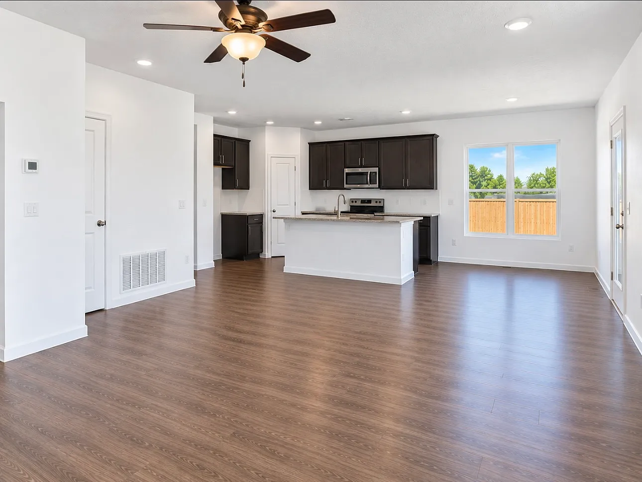 474 Hudson Ave — Photo 2
