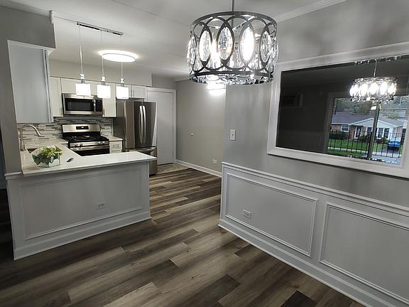 3rd image of 8834 Mobile Ave APT 203
