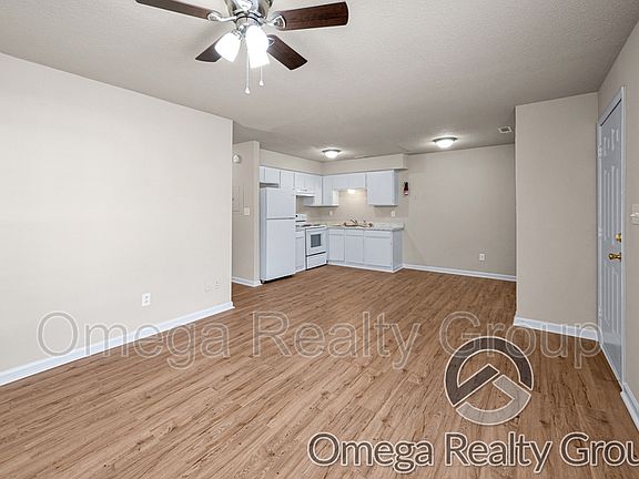 5th image of 3328 Meridian St NE APT 114