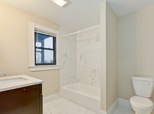92 Gladstone St #22, Boston, MA 02128