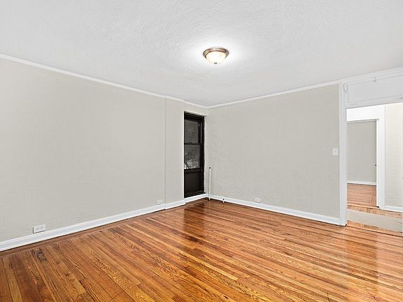 4th image of 2728 Henry Hudson Pkwy APT 35B
