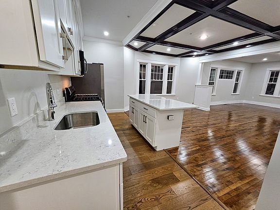 3rd image of 12 Woodford St #1
