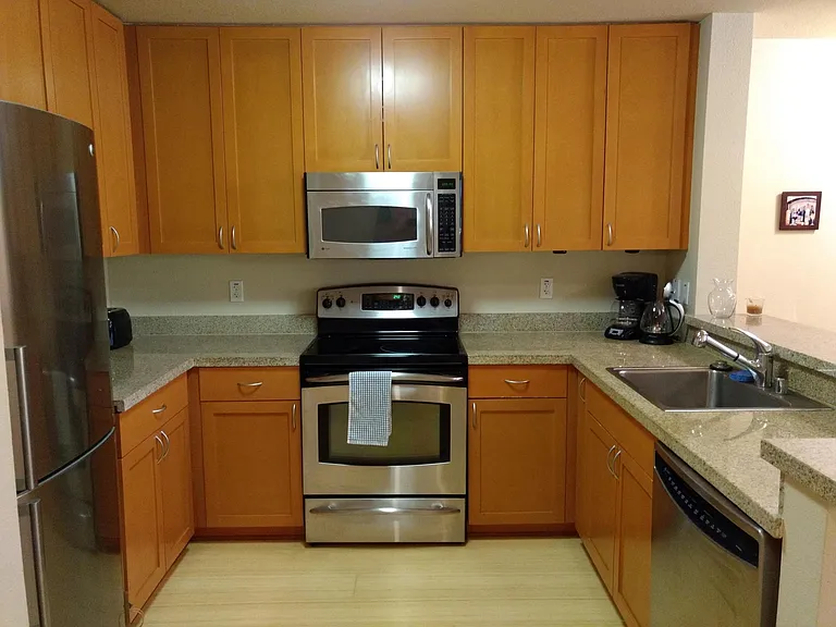821 Folsom St — Photo 10