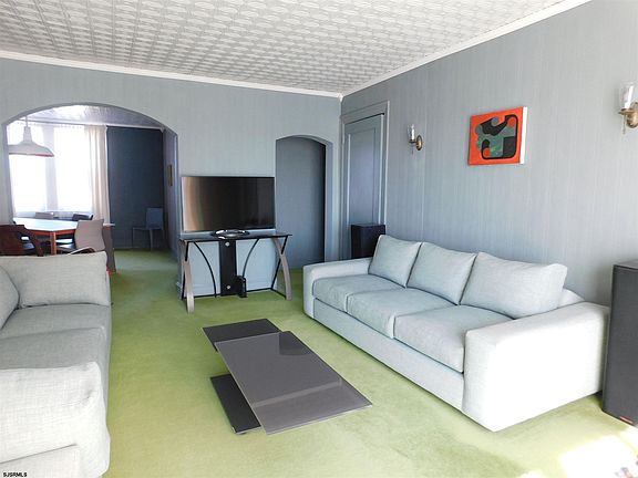 5th image of 300 Ocean Ave #Apt