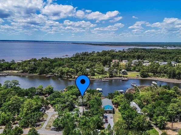 1948 Tanbark Dr, Milton, FL 32583