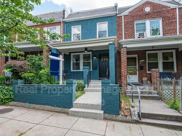1711 Lang Pl NE, Washington, DC 20002
