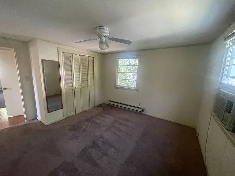 4902 Franklin Ave — Photo 9