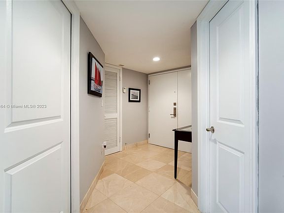 3rd image of 6423 Collins Ave APT 307