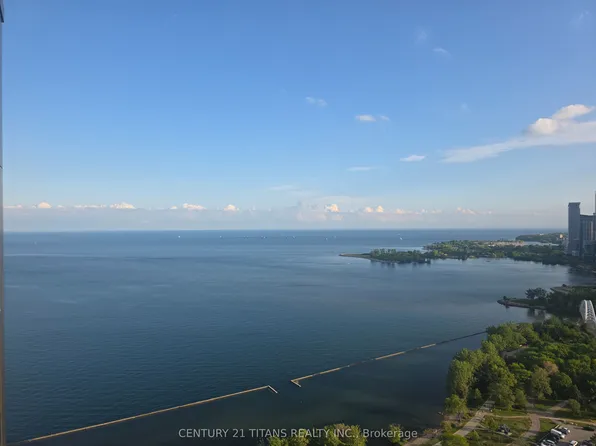 1926 Lakeshore Blvd #4010, Toronto, ON M6S 1A2
