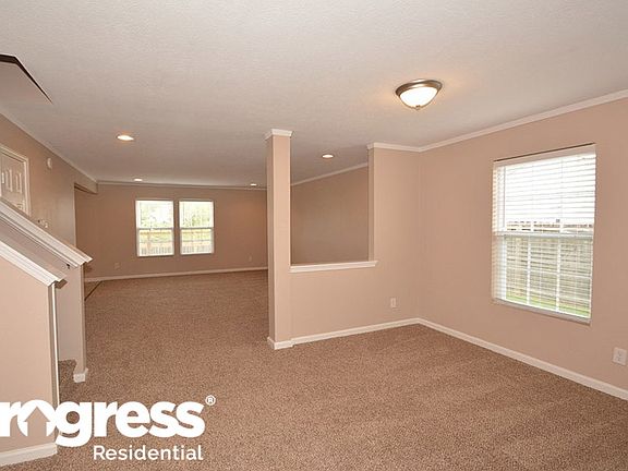 5th image of 10402 Fairmont Ln